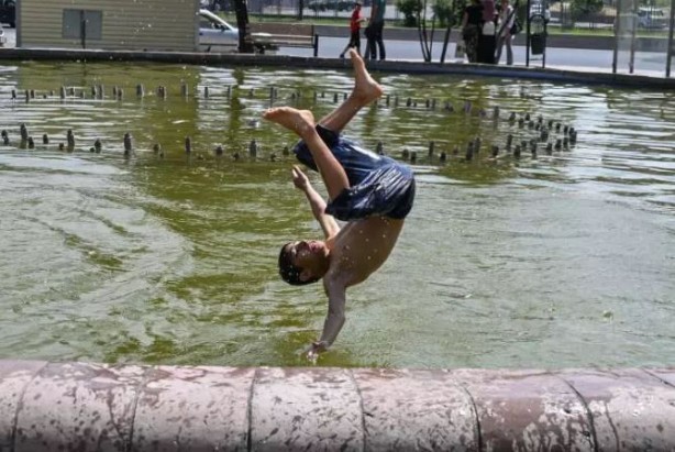 Foto - Kavurucu sıcaklar devam edecek mi? İşin uzmanı cevapladı