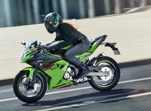 Foto - Kawasaki ilk elektrikli motosiklet modellerini piyasaya sürüyor!