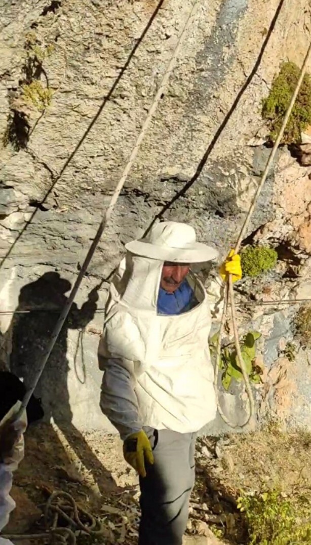 Foto - Kayaların arasında gizli! 11 metrelik merdivenle ulaştılar