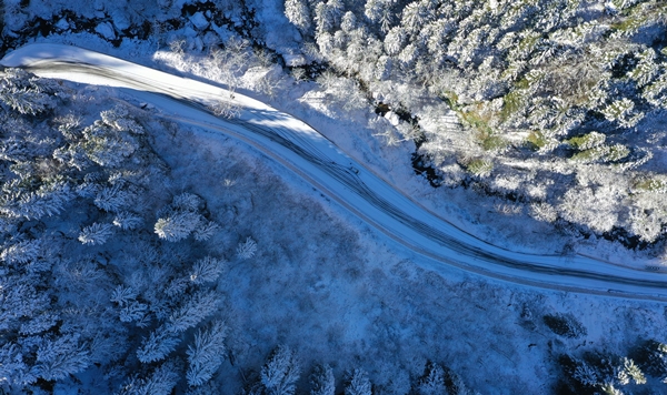 Foto - Kayaların için oyularak yapıldı... Dünyada başka bir benzeri yok!
