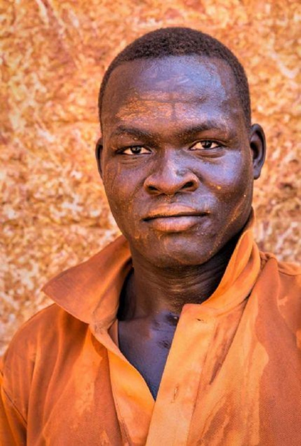 Foto - Kayalık tepelerden tuğla çıkarıyorlar!