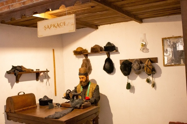 Kaybolan meslekler bu konakta yaşatılıyor