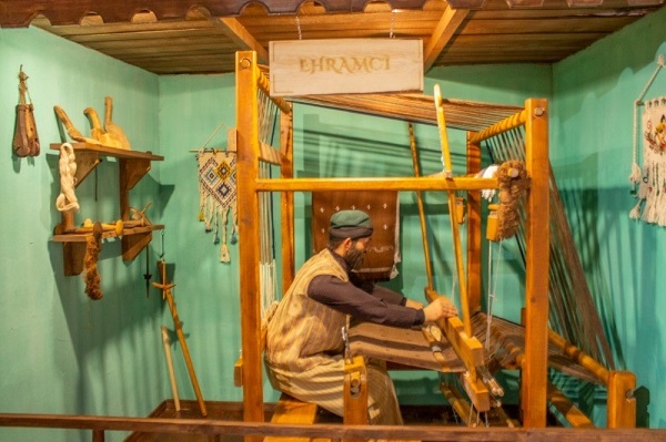 Foto - Kaybolan meslekler bu konakta yaşatılıyor