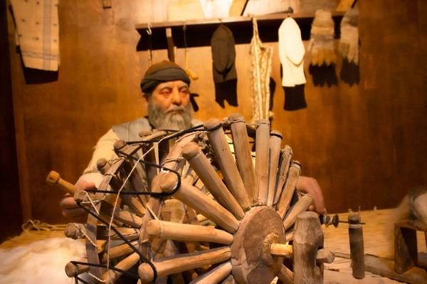 Foto - Kaybolan meslekler bu konakta yaşatılıyor