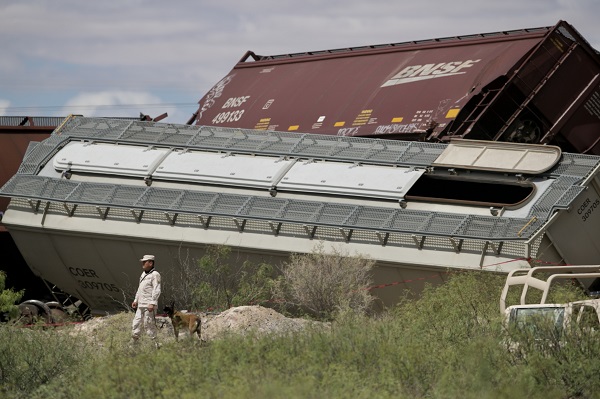 Foto - Kayıp çocuk her yerde aranıyor... O ülkede facianın eşiğinden dönüldü! 