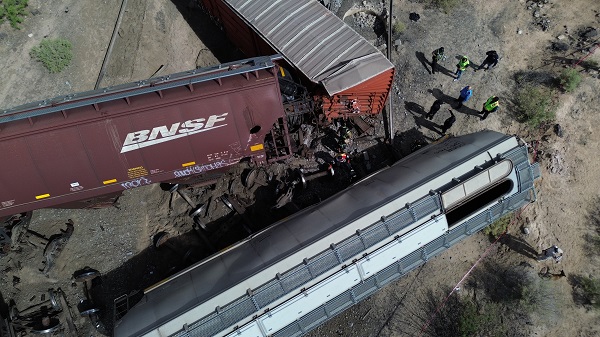 Foto - Kayıp çocuk her yerde aranıyor... O ülkede facianın eşiğinden dönüldü! 