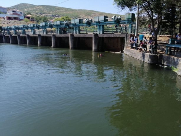 Foto - Kayıp kız çocuğunu arama çalışması