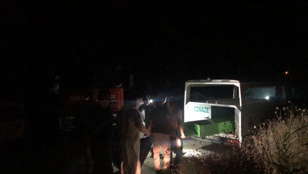 Foto - Kayıp olan kadının zeytinlik alanda cesedi bulundu