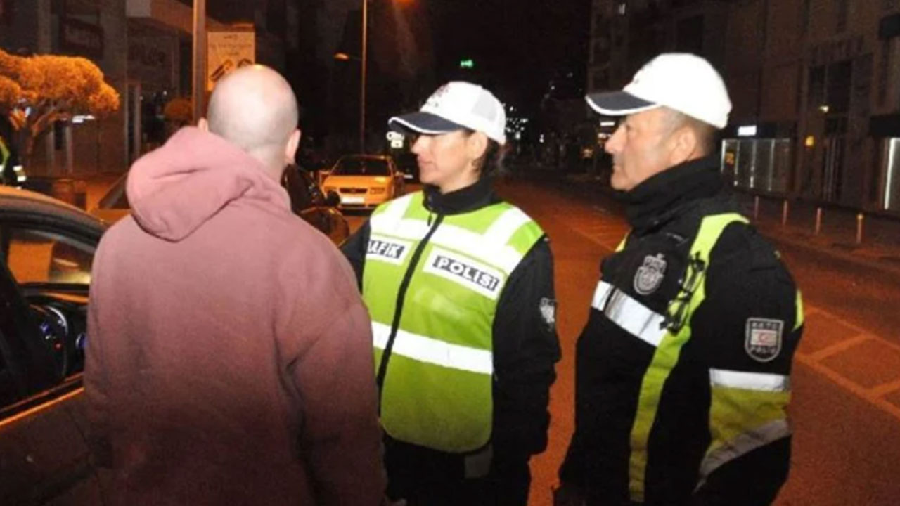 Foto - Kaymakam alkollü araç kullanırken polis çevirmesine takıldı: Ceza kesebiliyorsan kes