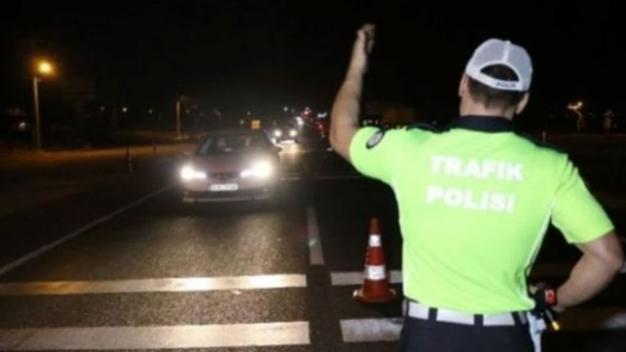Foto - Kaymakam alkollü araç kullanırken polis çevirmesine takıldı: Ceza kesebiliyorsan kes