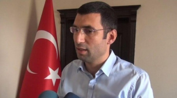 Kaymakamın katili ifade verirken kendini yaktı