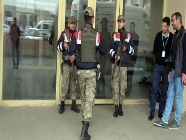 Foto - Kaymakamın katili ifade verirken kendini yaktı