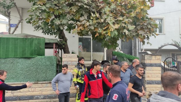 Foto - Kaynak yapılan atölyede yangın çıktı