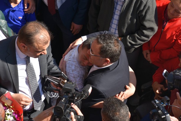 Foto - Kayseri Valisi olarak atanan Gökmen Çiçek, Afyonkarahisar'da görülmemiş uğurlama