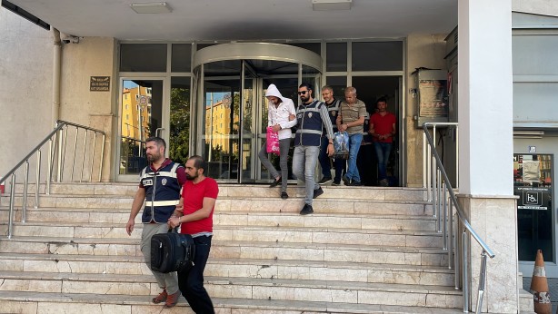Foto - Kayseri'de 8'i firari hükümlü 22 kişi yakalandı