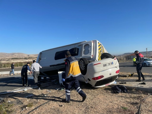 Foto - Kayseri'de korkunç kaza! Çok sayıda yaralı var