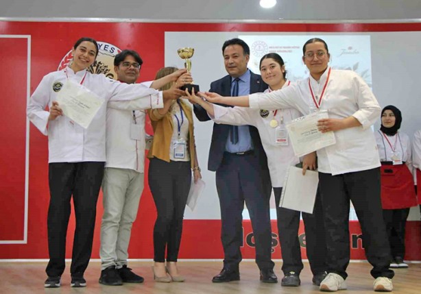 Foto - Kayseri’de MEB tarafından düzenlenen Gastronomi Festivali Yemek Yarışması’nda sonuç: Kayseri mutfağı birinci