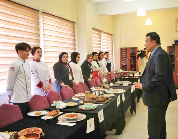 Kayseri’de MEB tarafından düzenlenen Gastronomi Festivali Yemek Yarışması’nda sonuç: Kayseri mutfağı birinci