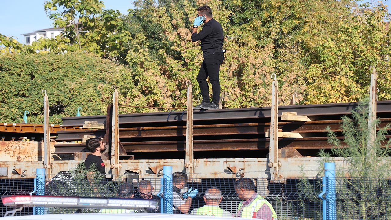 Foto - Kayseri'de yük treni çarptı: Bir kişi hayatını kaybetti