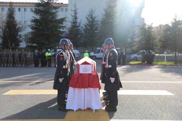 Kayseri'den acı haber geldi! Bir askerimiz şehit oldu