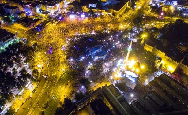 Foto - Kayseri'den Demokrasi Nöbeti rekoru