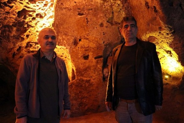 Foto - Kayserili adamın evinin altından çıktı! Tam 2 bin yıllık dev hazine! Gören şaşkına dönüyor