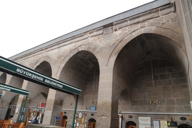 Foto - Kayseri'nin tarihi yapılarından: Hunat Hatun Külliyesi