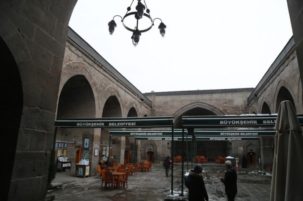 Foto - Kayseri'nin tarihi yapılarından: Hunat Hatun Külliyesi