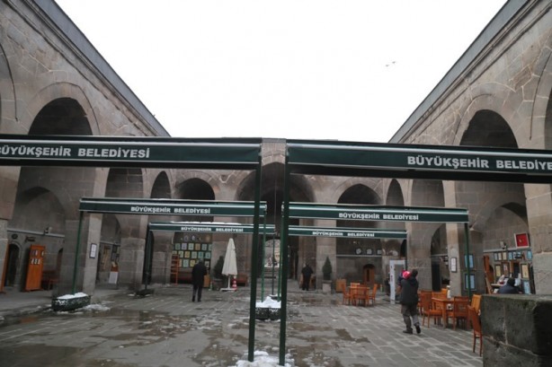 Foto - Kayseri'nin tarihi yapılarından: Hunat Hatun Külliyesi