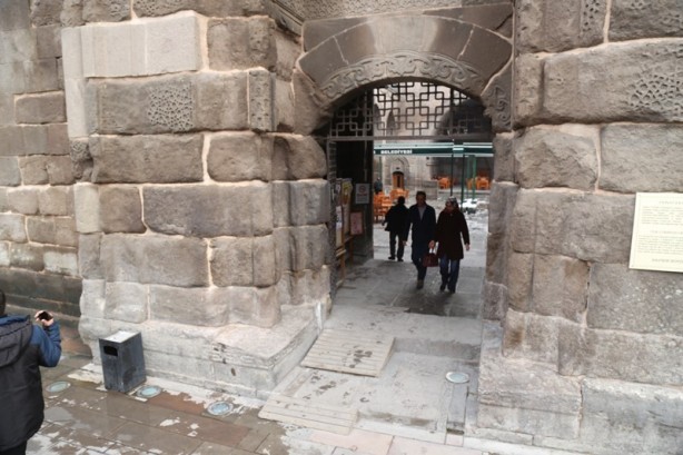 Foto - Kayseri'nin tarihi yapılarından: Hunat Hatun Külliyesi