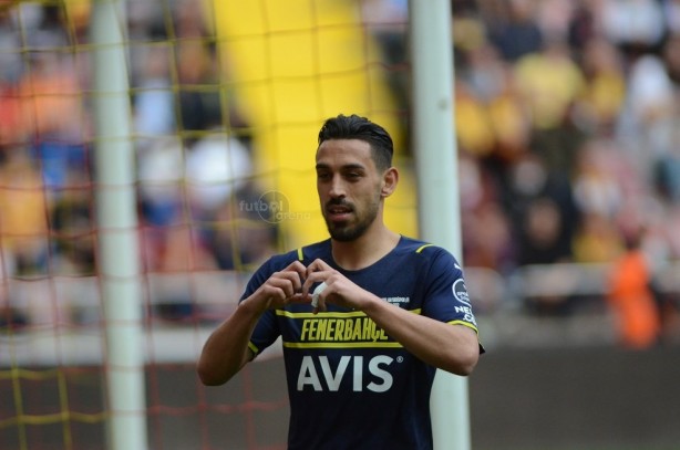 Foto - Kayserispor-Fenerbahçe maçında top toplayıcı çocuktan tepki toplayan hareket