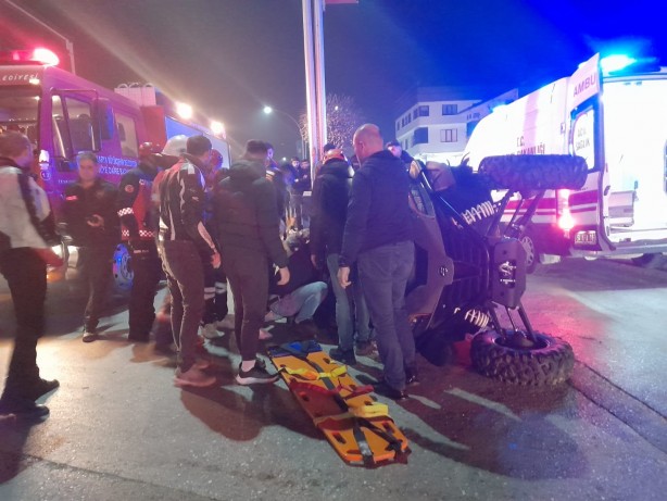 Kaza anı kamerada! Takla atan UTV'nin altında kaldılar...