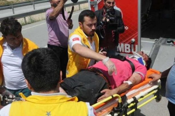 Foto - Kaza geçirdi ama kedisini bırakmadı