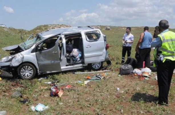  Kaza geçirdi ama kedisini bırakmadı