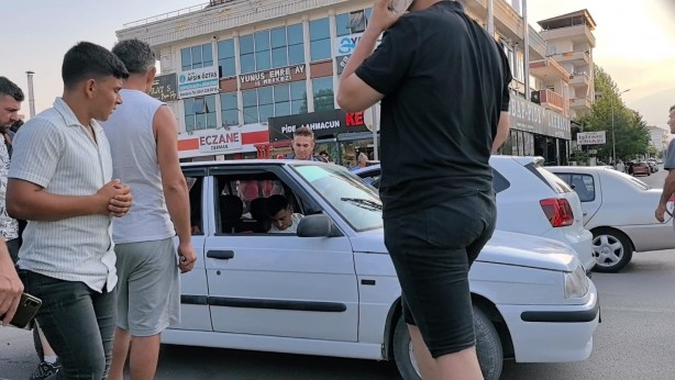 Foto - Kaza yapan sürücü: "Hatasız, boyasız aracım hasar gördü"