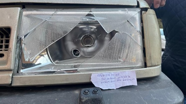 Foto - Kaza yapan sürücüden takdir toplayan davranış