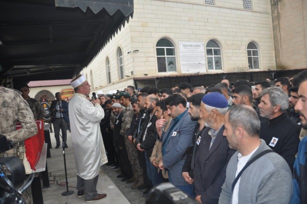 Foto - Kazada hayatını kaybeden özel harekat polisi toprağa verildi