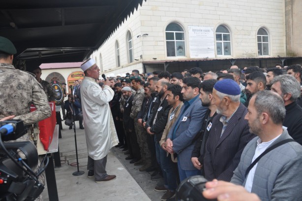 Foto - Kazada hayatını kaybeden özel harekat polisi toprağa verildi