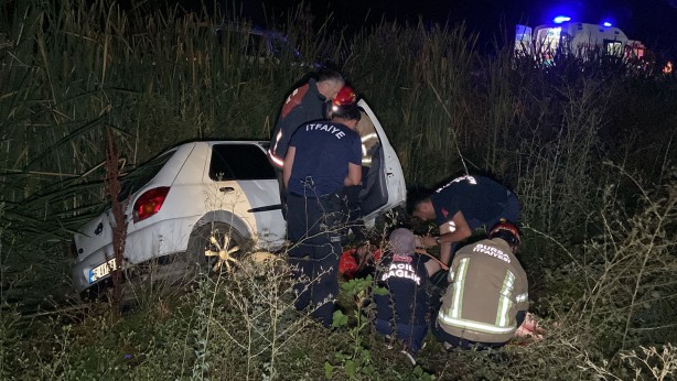 Foto - Kazada kurtarılan sürücü, eşini arayarak moral verdi