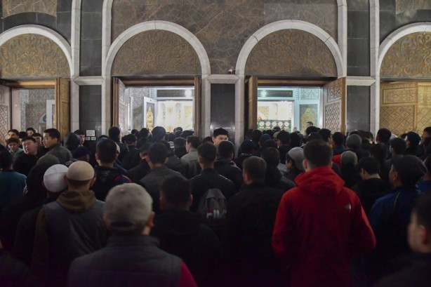 Foto - Kazakistan’da iki yıl aradan sonra Kadir Gecesi camilerde idrak edildi