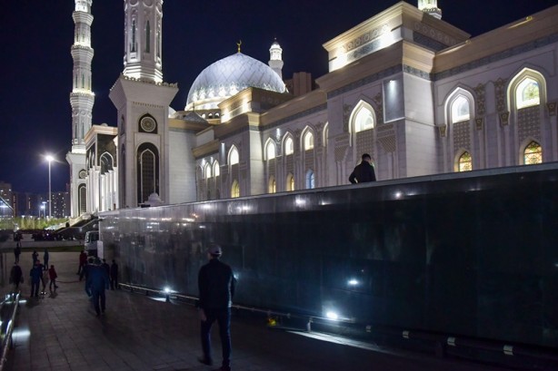 Foto - Kazakistan’da iki yıl aradan sonra Kadir Gecesi camilerde idrak edildi