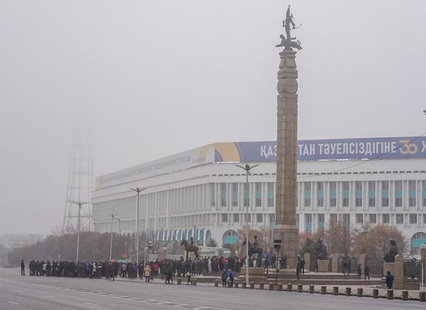 Foto - Kazakistan'dan korkunç görüntüler! Ruslar ayak bastı
