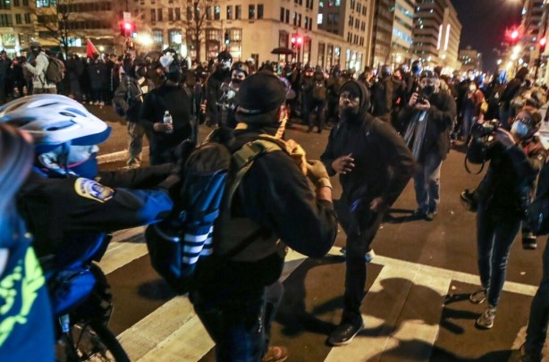 Foto - Kazan kaynadı! Amerika ikiye bölündü