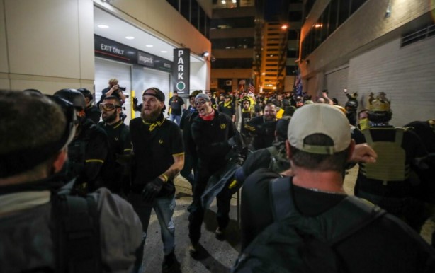 Foto - Kazan kaynadı! Amerika ikiye bölündü