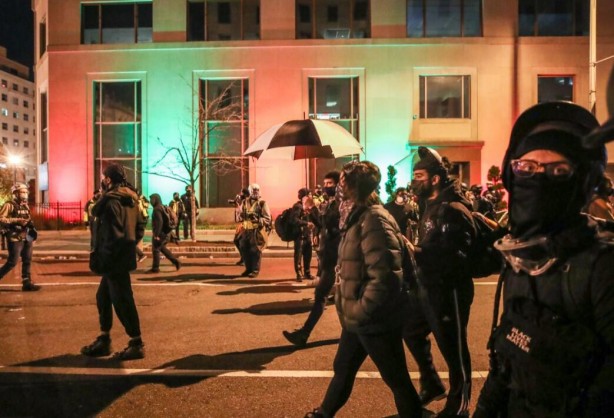 Foto - Kazan kaynadı! Amerika ikiye bölündü