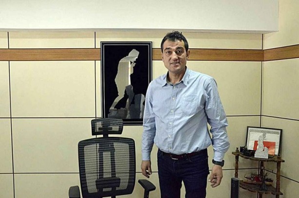 Foto - Kazaya denk gelen CHP Giresun adayının yaralıya sorduğu soru şaşkına çevirdi! Koyun can, kasap et derdinde