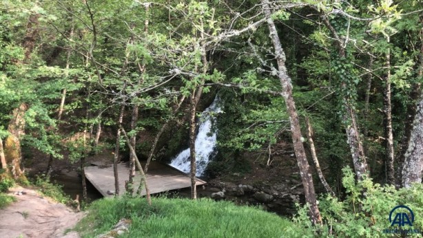 Kazdağları doğal güzelliğiyle öne çıkıyor