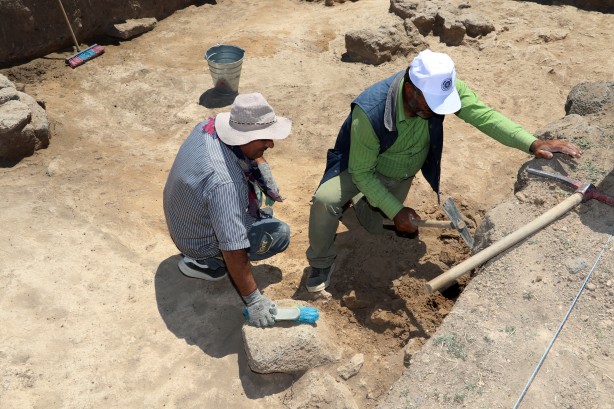 Foto - Kazdıkça fışkırıyor: Türk bilim insanlarından şaşırtan keşif! İlk kez görüldü! Gerçekten hayret verici… 