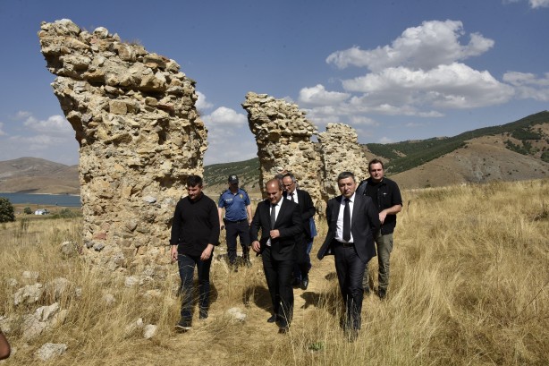 Foto - Kazdıkça tarih fışkıracak! Roma İmparatorluğu’nun doğu sınırında günümüze kadar ulaşabilmiş tek kalesi...