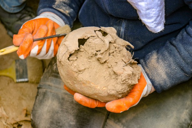 Foto - Kazdılar ve Antik Kent'ten bakın ne fışkırdı: Yer Van! Toprağı kazdıkça yerin altından tarih fışkırdı...